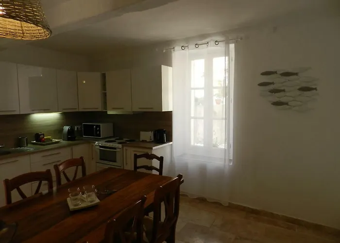 La Maison Peano * ガッサン